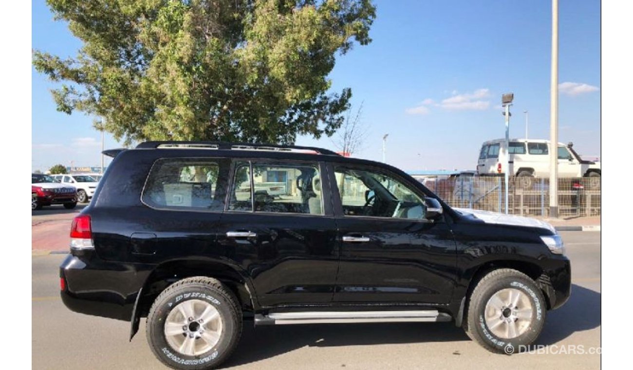 Toyota Land Cruiser Diesel 4.5L AT 2019 Model GXR ( EXPORT ONLY )