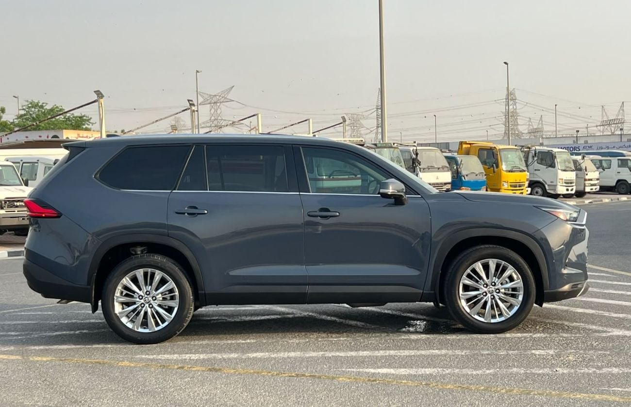 Toyota Grand Highlander  2024 Toyota Grand Highlander PLATINUM 2.4L V4 Turbo - Panoramic View - 360* 5 CAM - HUD - AWD 4x4 Fu