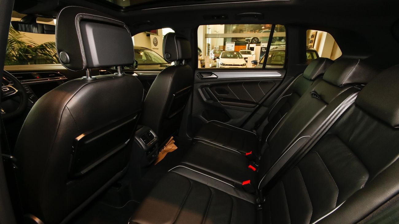 فولكس واجن تيجوان R Line  2.0 TSI 4MOTION