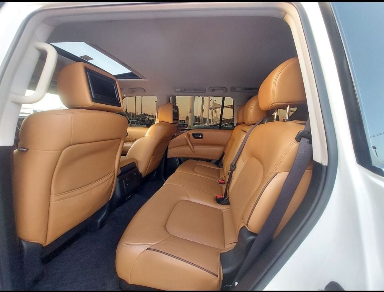 نيسان باترول SE Platinum City 5.6L