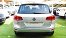 Volkswagen Touareg Gulf 2013 model, paint, agency, panorama, leather, cruise control, alloy wheels, sensors, in excelle