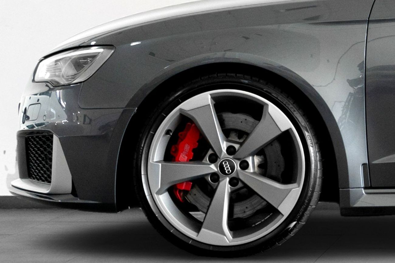 Audi RS3 TFSI quattro 2016 Audi RS3 Hatchback / Full-Service History