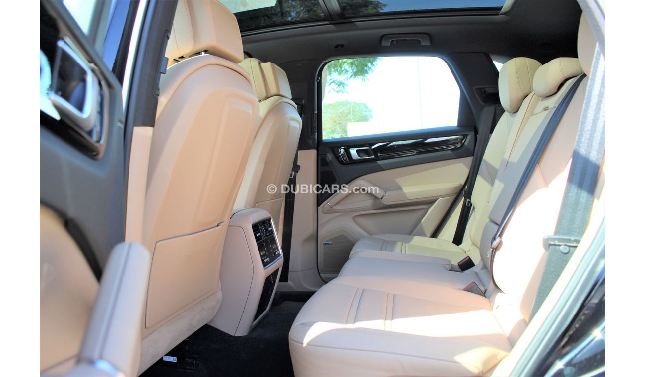 Porsche Cayenne V6 GCC 2018 UNDER WARRANTY