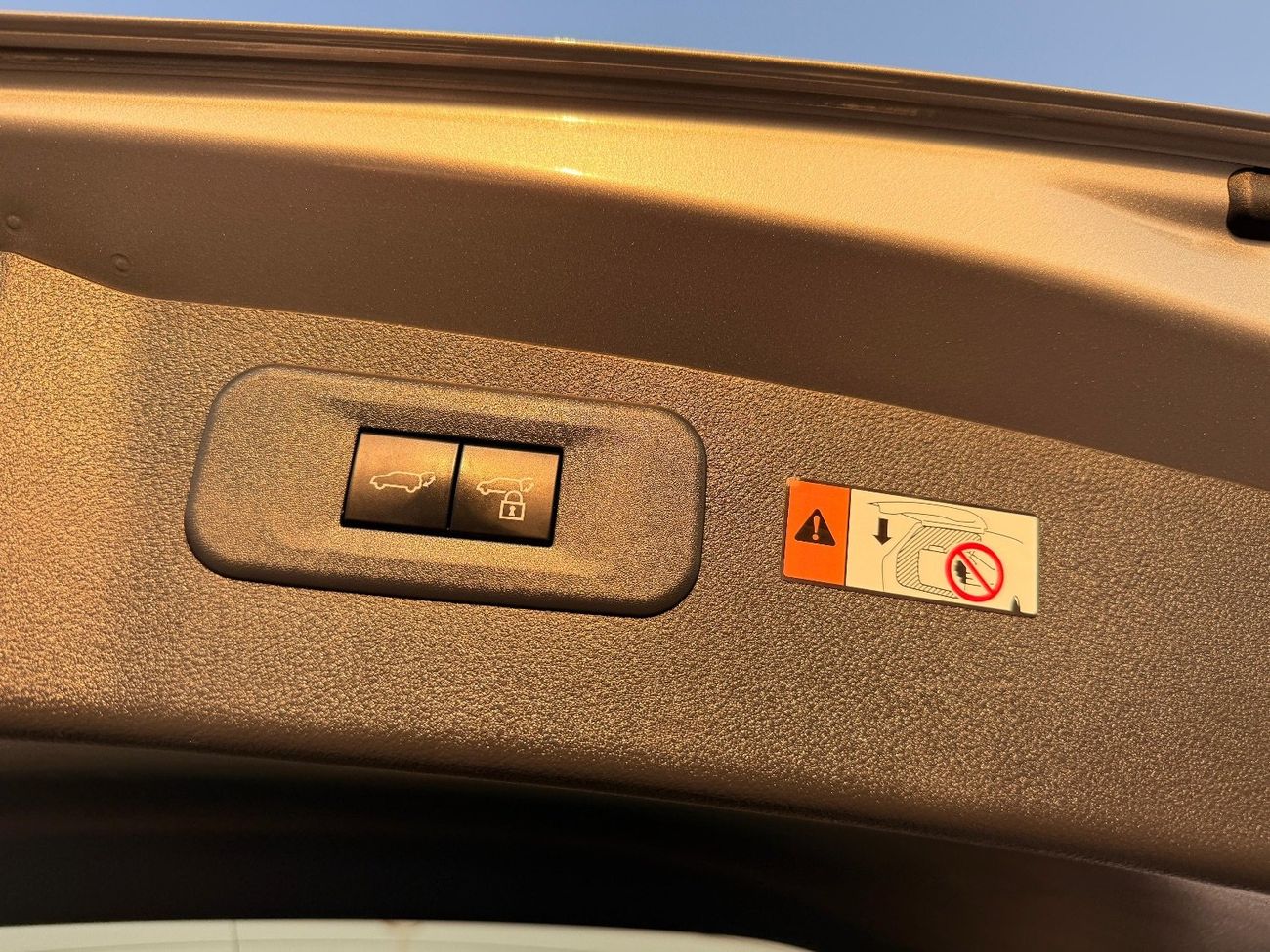 لكزس NX350 Premier 2.4L