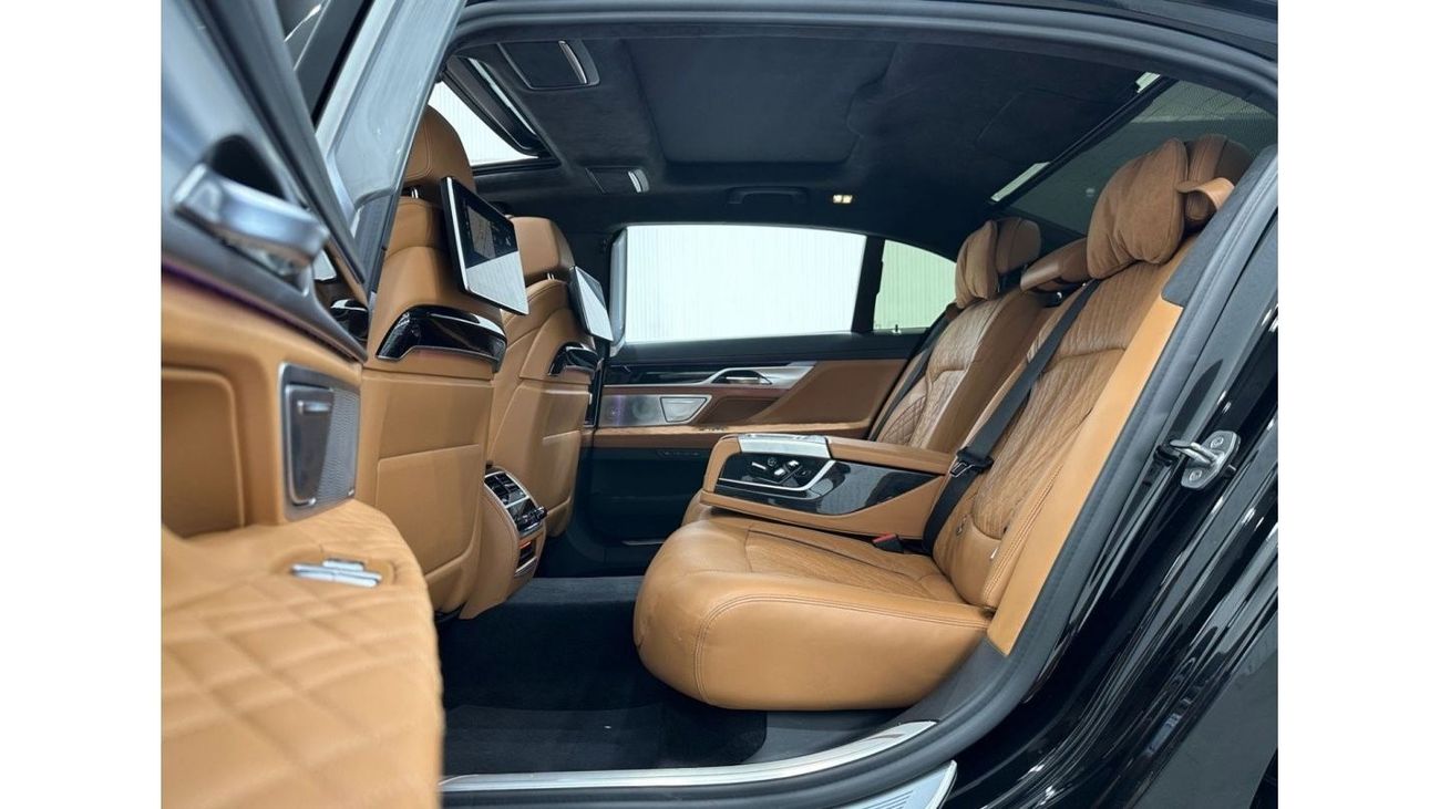 بي أم دبليو 750Li 2020 BMW 750Li XDrive MasterClass, OCT 2024 BMW Warranty + Service Contract, GCC