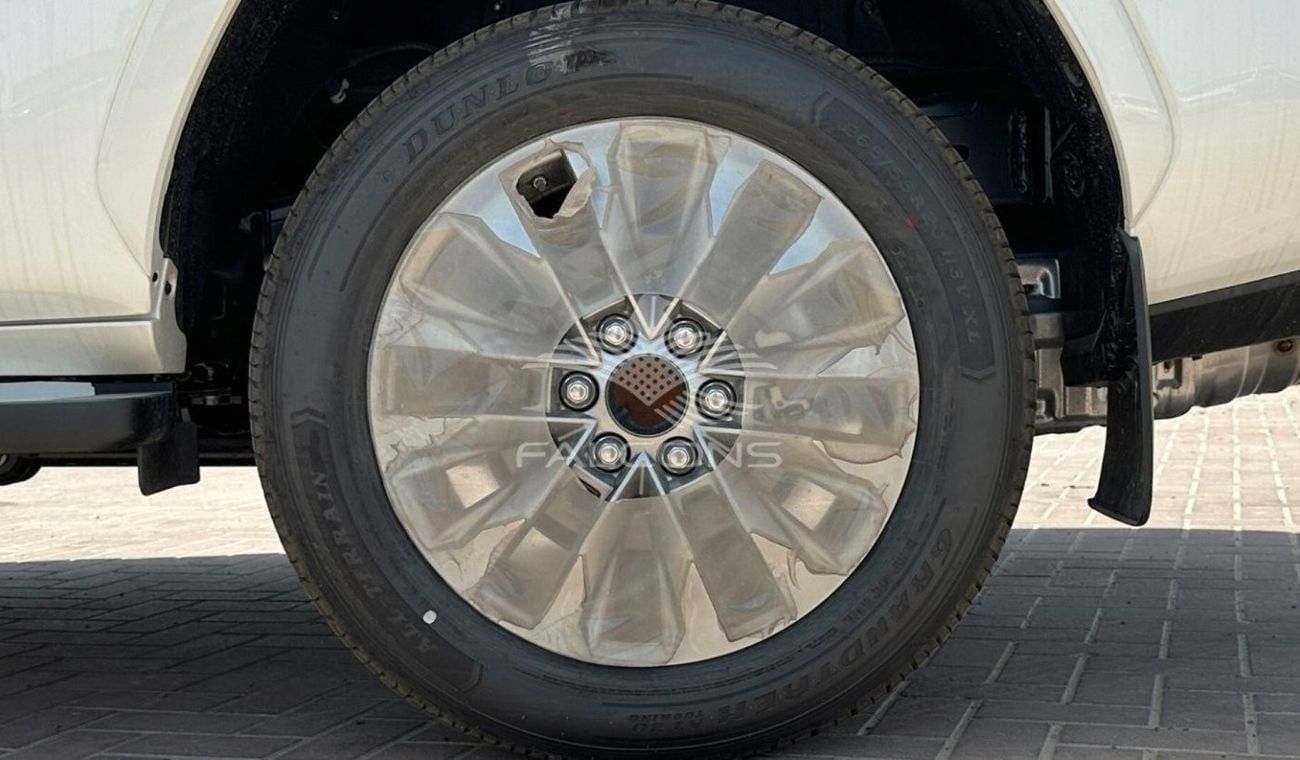 Toyota Land Cruiser 300 4.0L S W GX-R AT