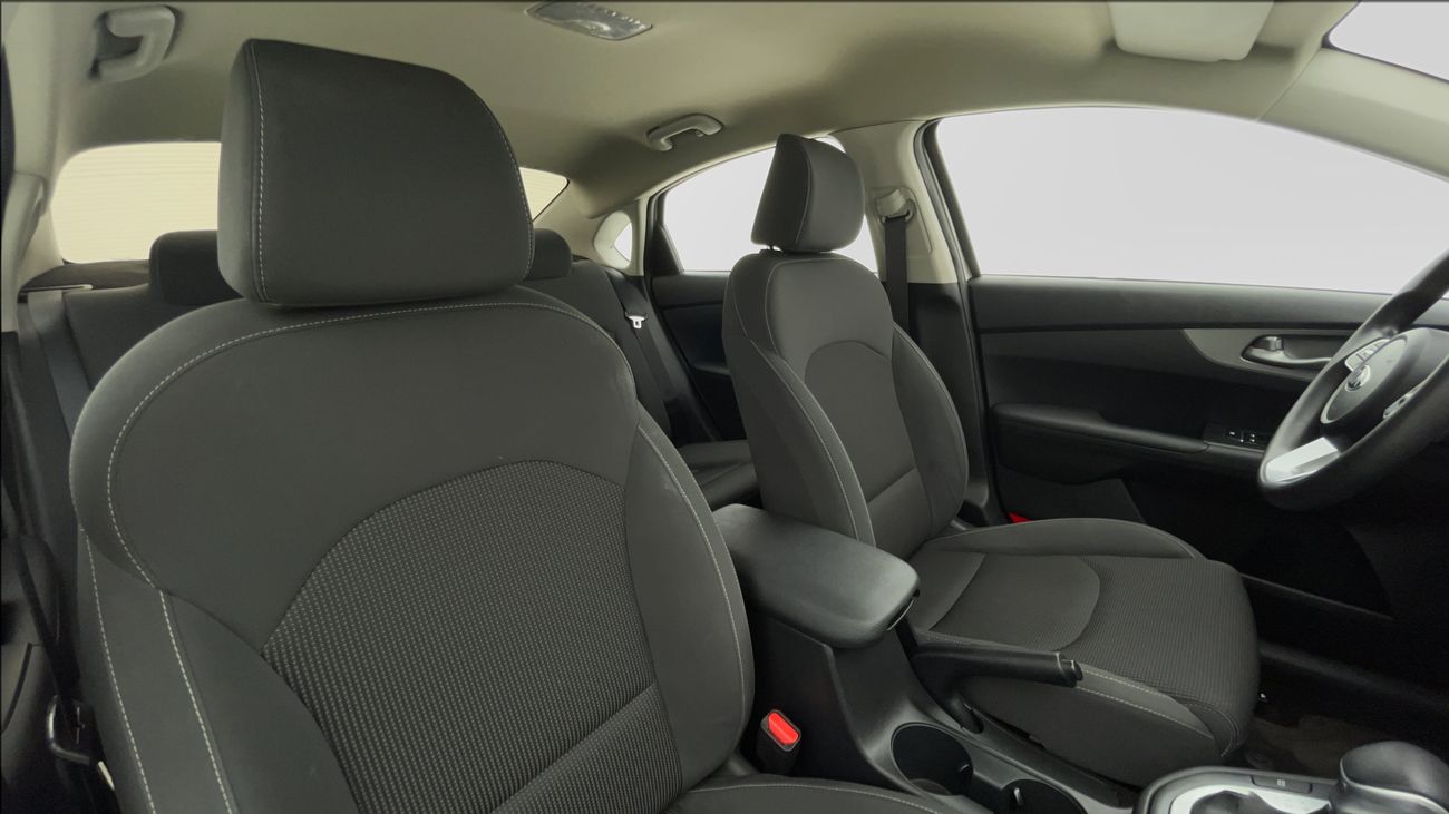 كيا سيراتو LX 1.6 | بدون دفعة مقدمة | اختبار القيادة في المنزل