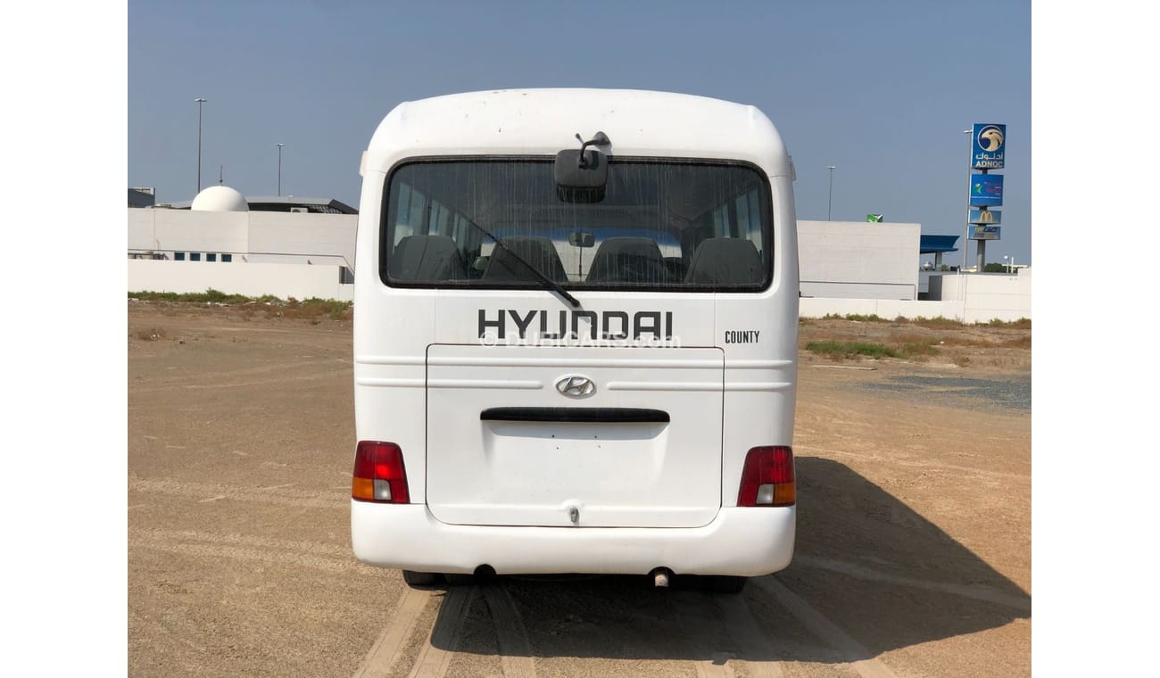 هيونداي كونتي GCC 30 seats Diesel