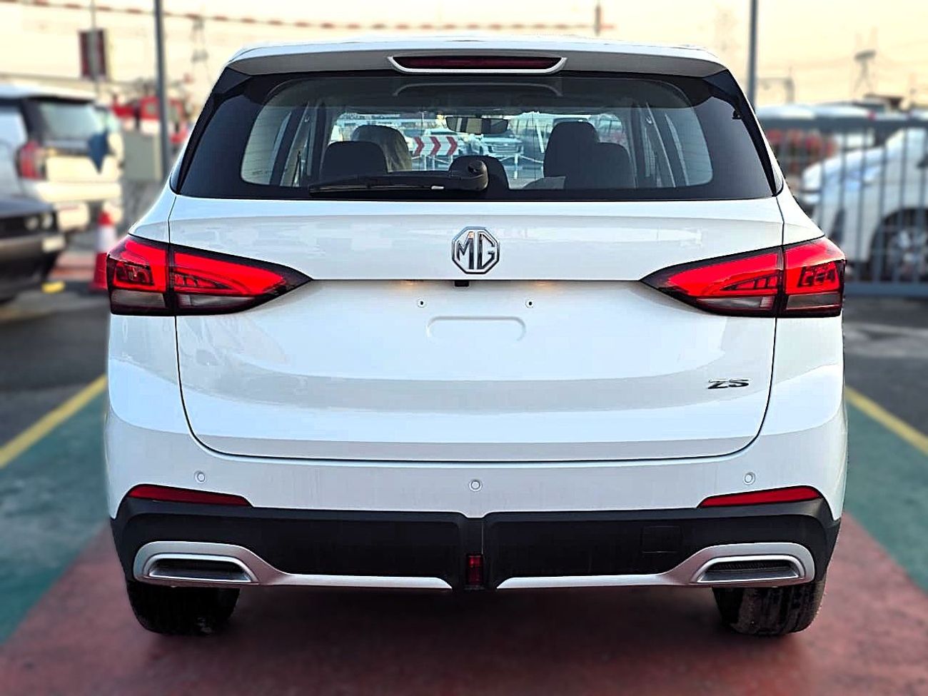 أم جي ZS MG zs New Shape 1.5l A/T comfort Silver Color 2025