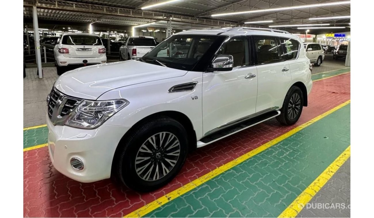 Nissan Patrol LE Platinum City LE Titanium