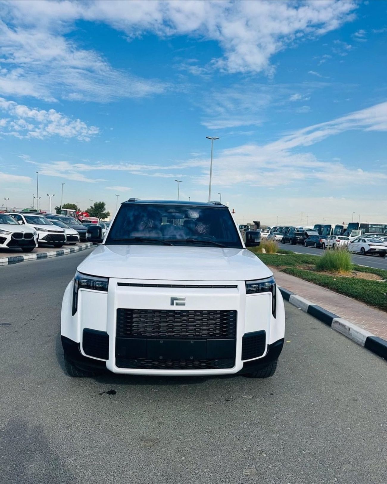 ROX 01 ROX01 2025 – Long Range, 6-Seater VIP Edition