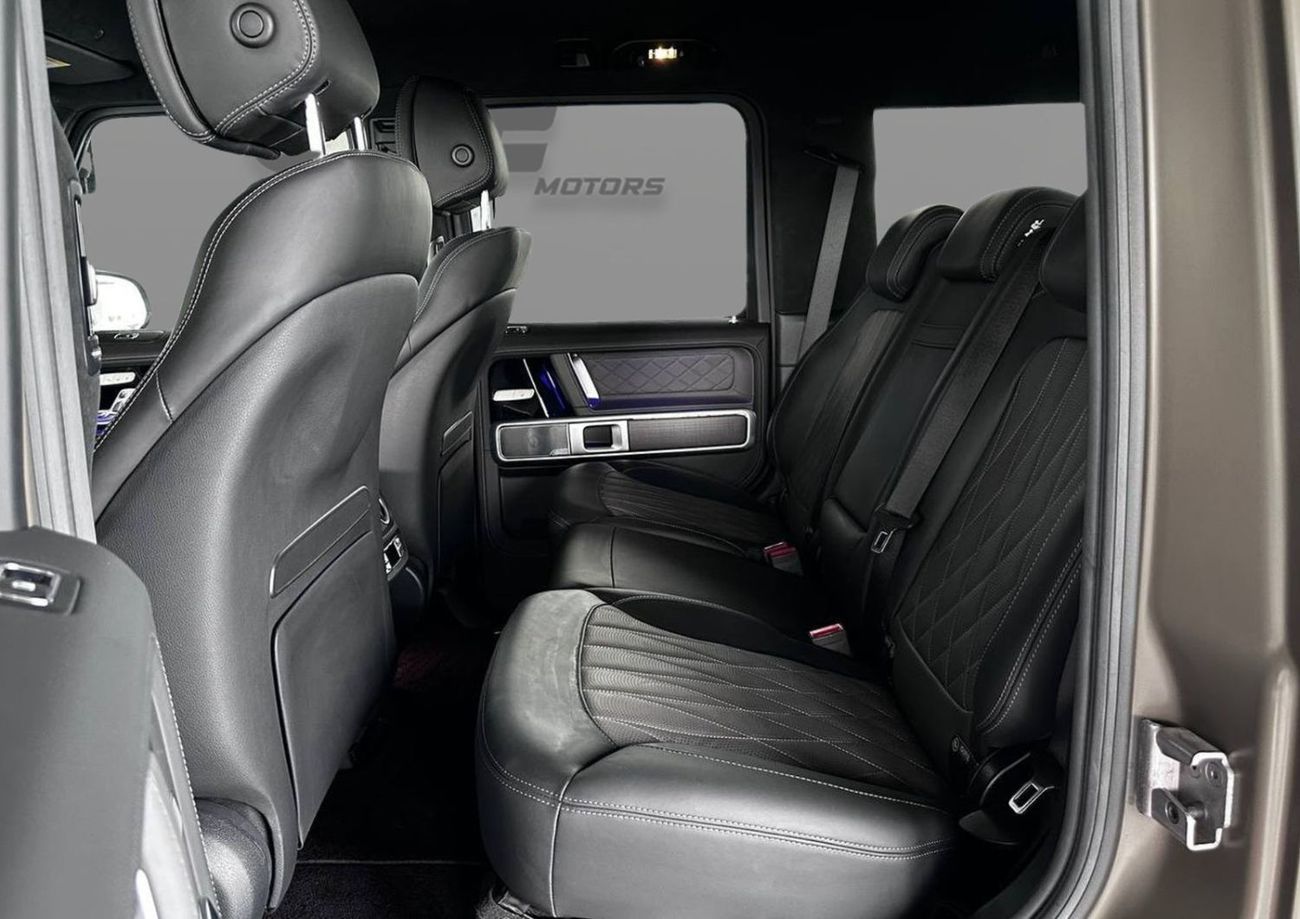 Mercedes-Benz G 63 AMG Std 4.0L