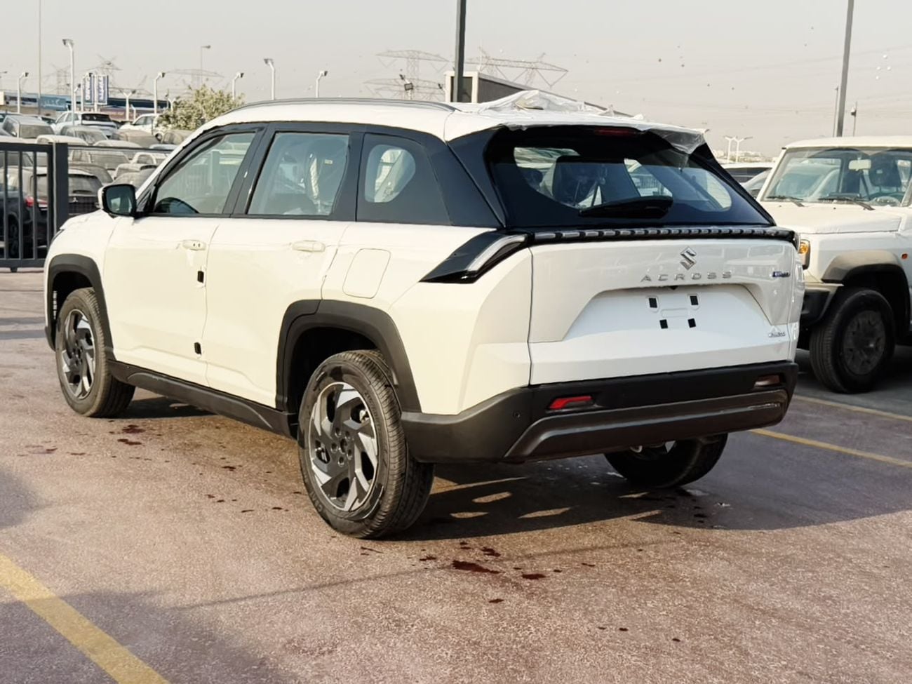 Suzuki Across SUZUKI ACROSS HYBRID 4WD 2026