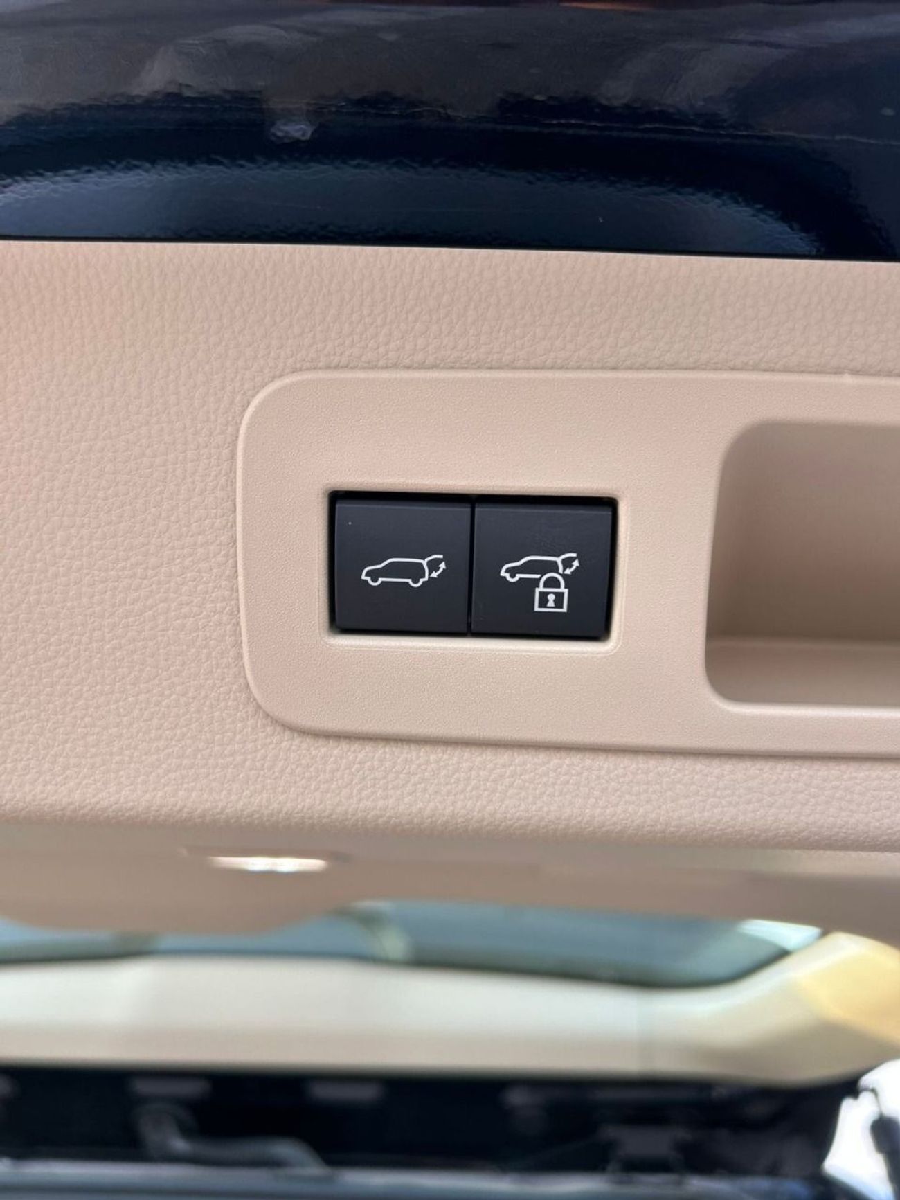 Toyota Land Cruiser GXR 3.5L