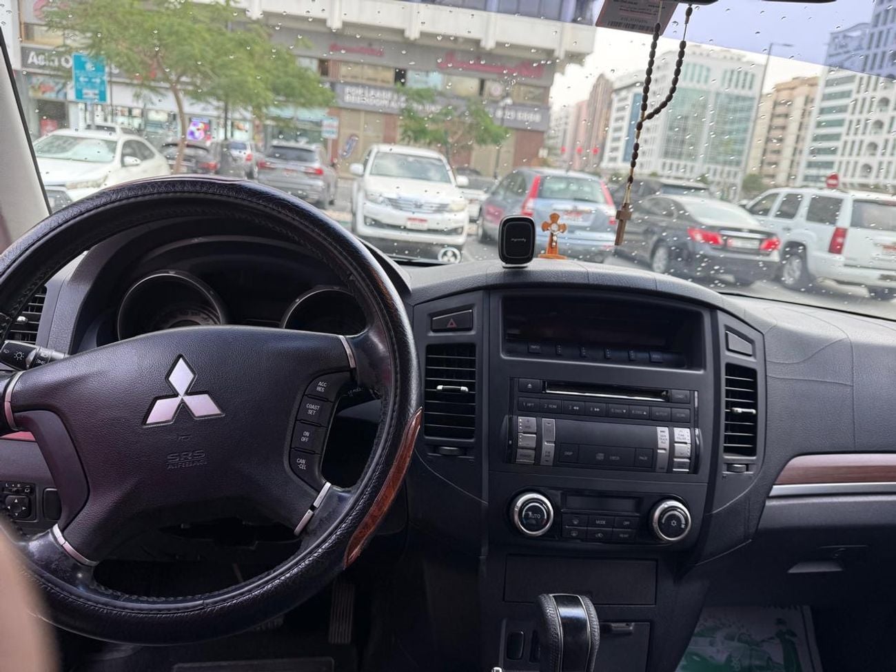 ميتسوبيشي باجيرو GLS Highline 3.0L (175 HP)