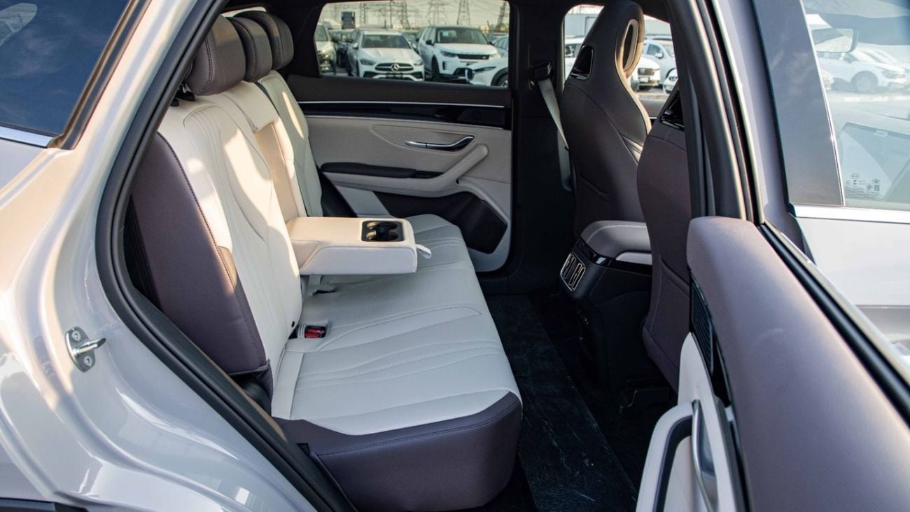 بي واي دي سونغ بلس EV 520KM LUXURY EDITION | 2025 | Ready Stock Limited QTY | For Local