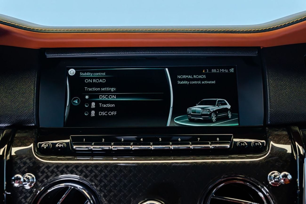 Rolls Royce Cullinan BLACK BADGE 2023 Rolls-Royce Cullinan | 6.75L Twin-Turbo V12 | European Specs