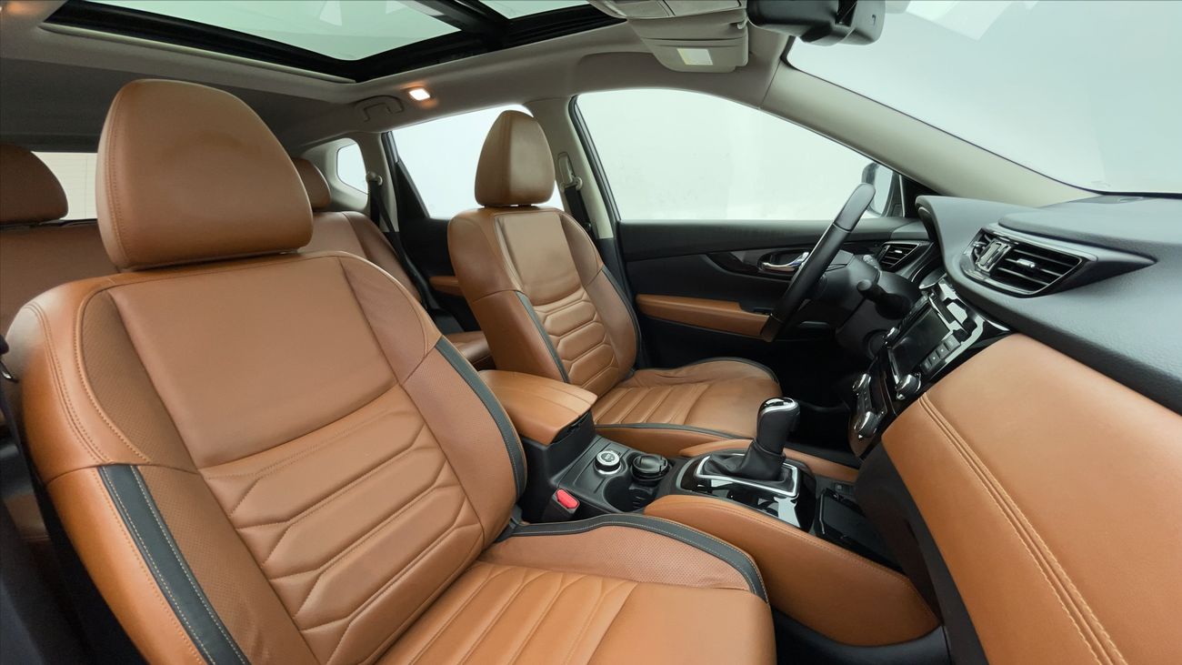 نيسان إكس تريل SL 2.5 | بدون دفعة مقدمة | اختبار قيادة مجاني للمنزل