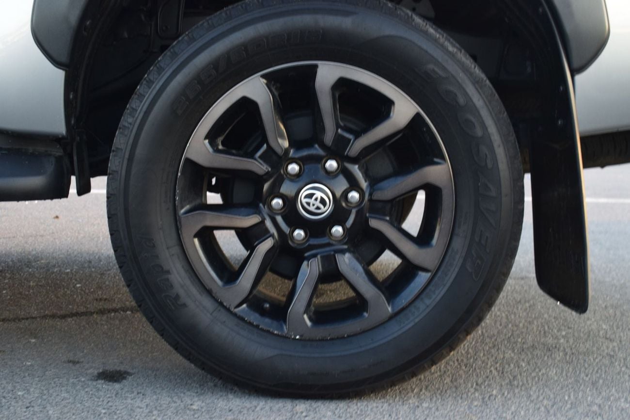 Toyota Hilux DIESEL HILUX ROGUE ,2.8L ,RIGHT HAND HAND DRIVE ,AUTO TRANSMISSION