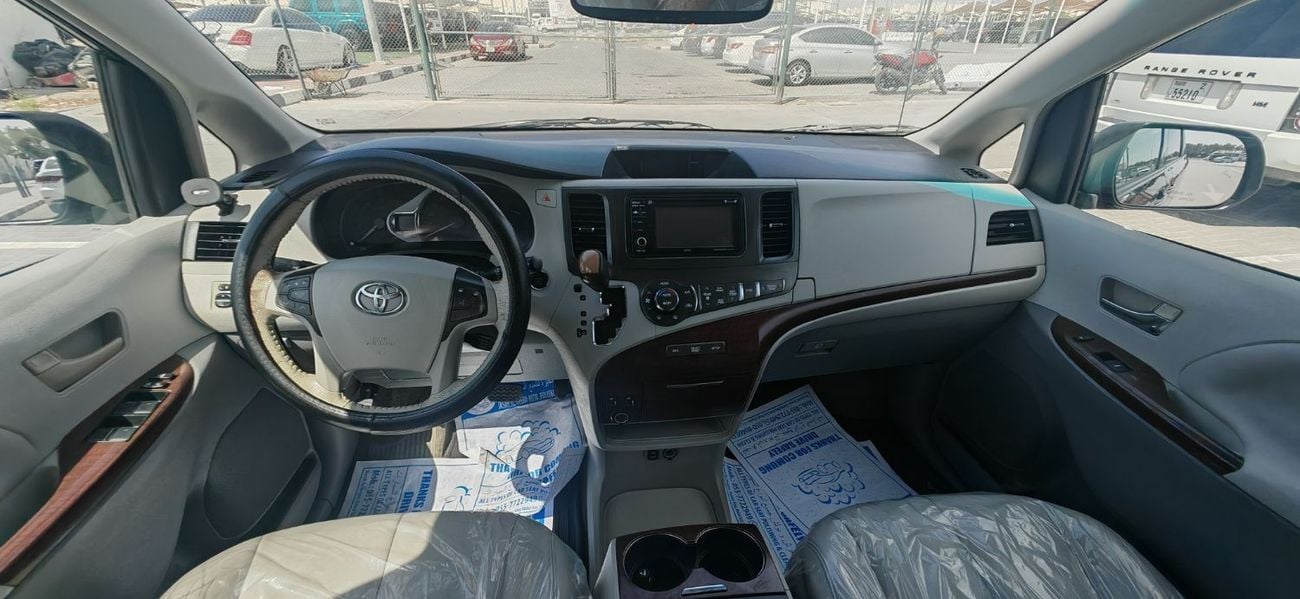 Toyota Sienna Toyota Sienna Model 2014