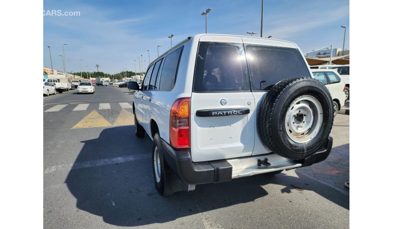 نيسان باترول 3.0L DIESEL MANUAL TRANSMISSION