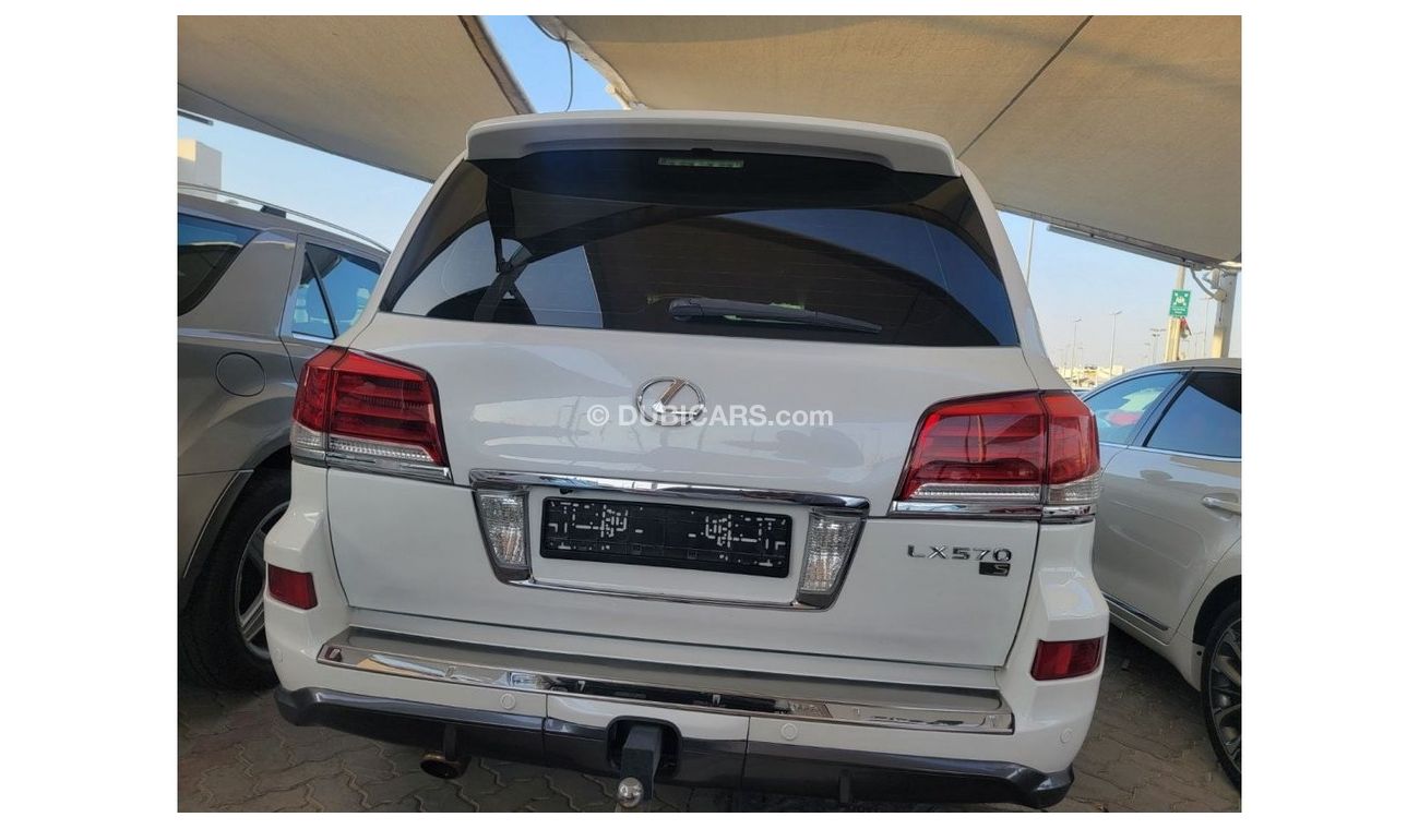 Lexus LX 570