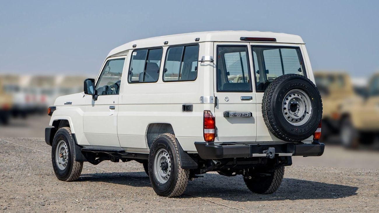 تويوتا لاند كروزر 70 4.2L DIESEL hard top 3 door