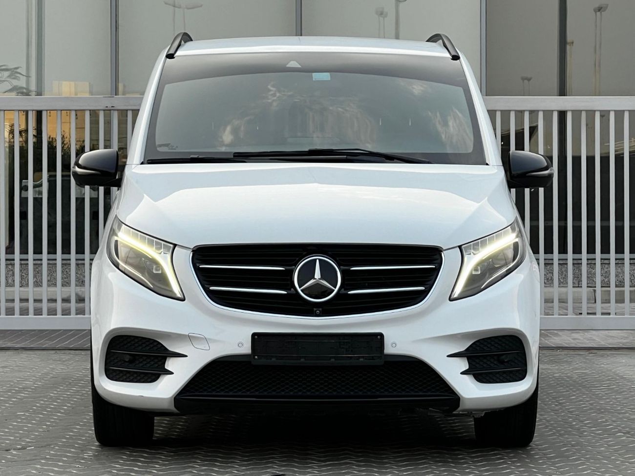 مرسيدس بنز V 250 افانتجارد