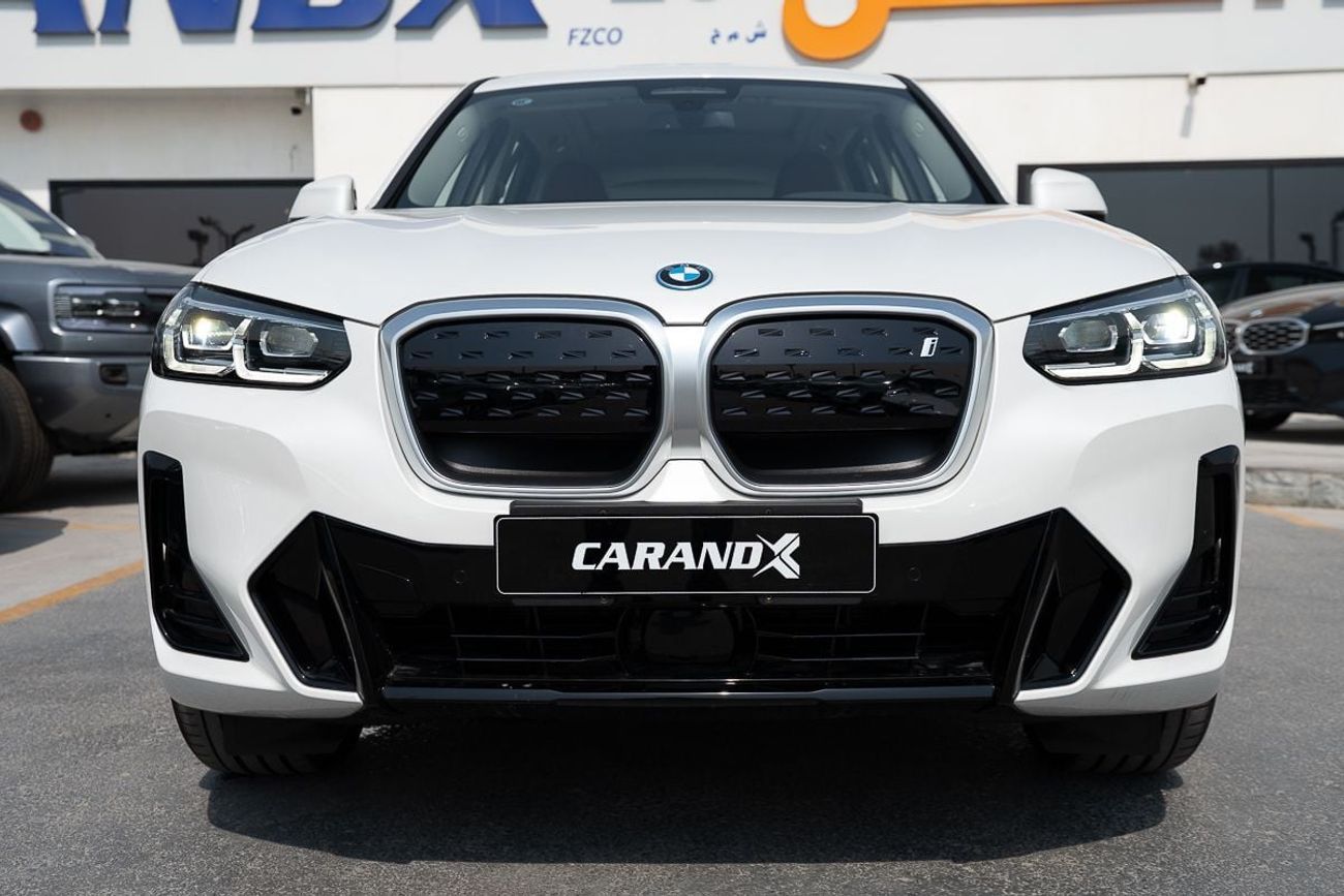 بي أم دبليو iX3 BMW iX3 Leading 2025 Black