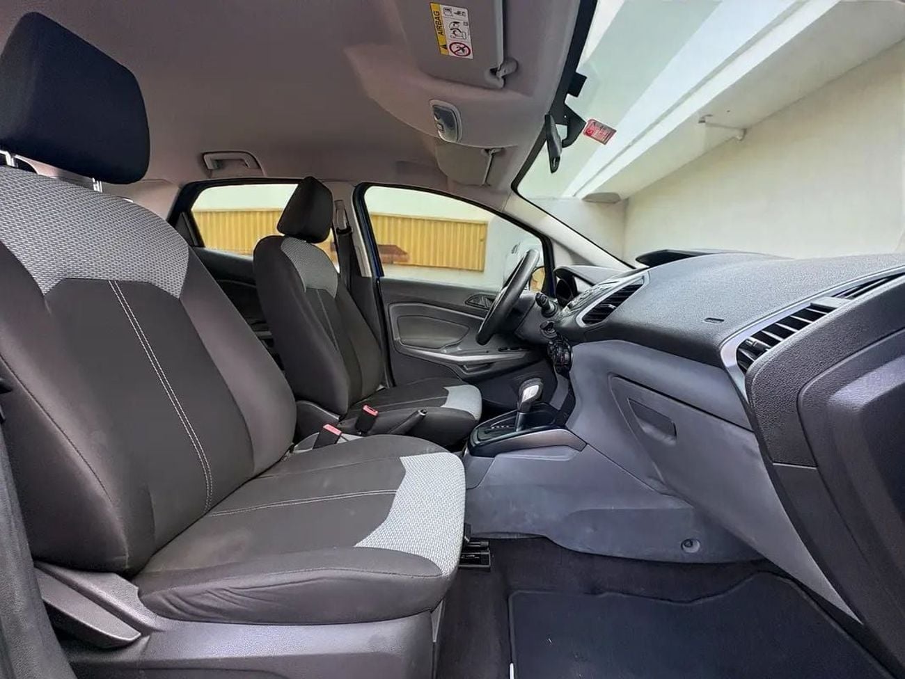 Ford EcoSport TREND  !! EID SALE !! 1 YEAR FREE WARRANTY !!  FORD ECOSPORT 1.5L A/T | 2016 | GCC SPECS | ORIGINAL