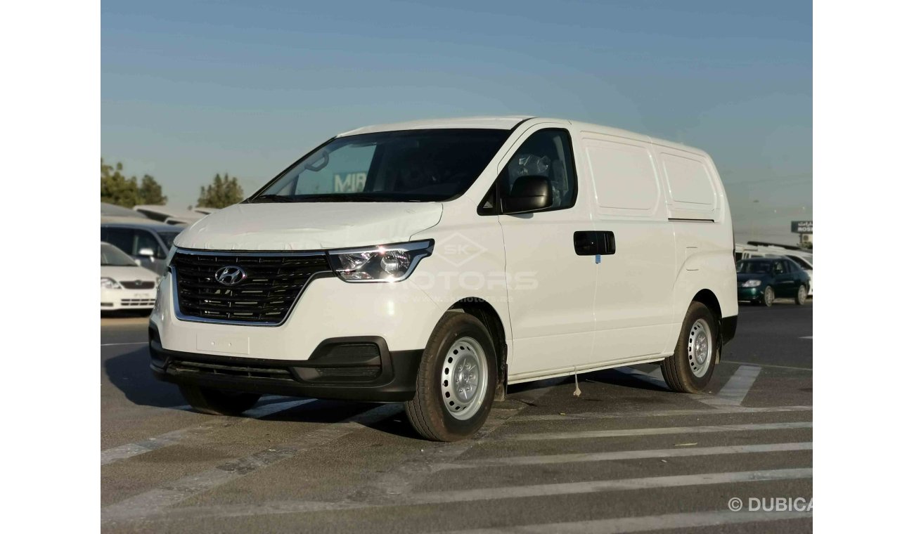 هيونداي H-1 2.4L Petrol, Cargo Van, Manual Gear (CODE # HCV02)