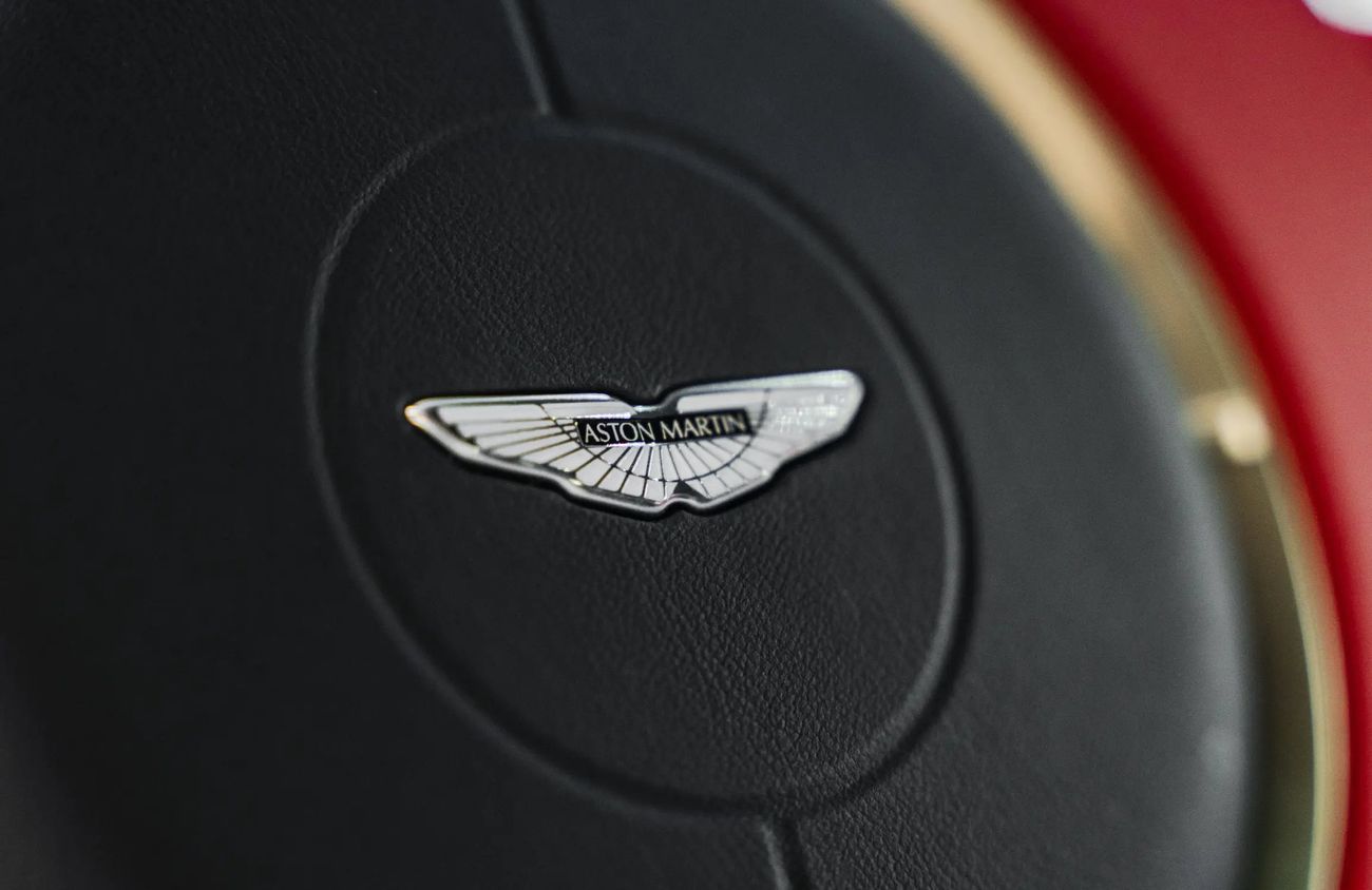 أستون مارتن فانكويش 6.0L V12 Naturally Aspirated Engine