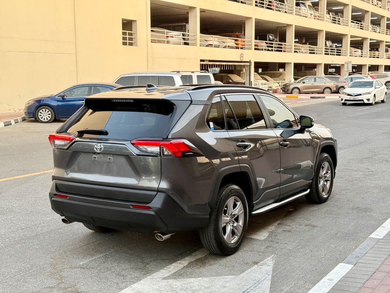 Toyota RAV4 2023 XLE LIMITED AWD SUNROOF FULL OPTION CANADA SPEC