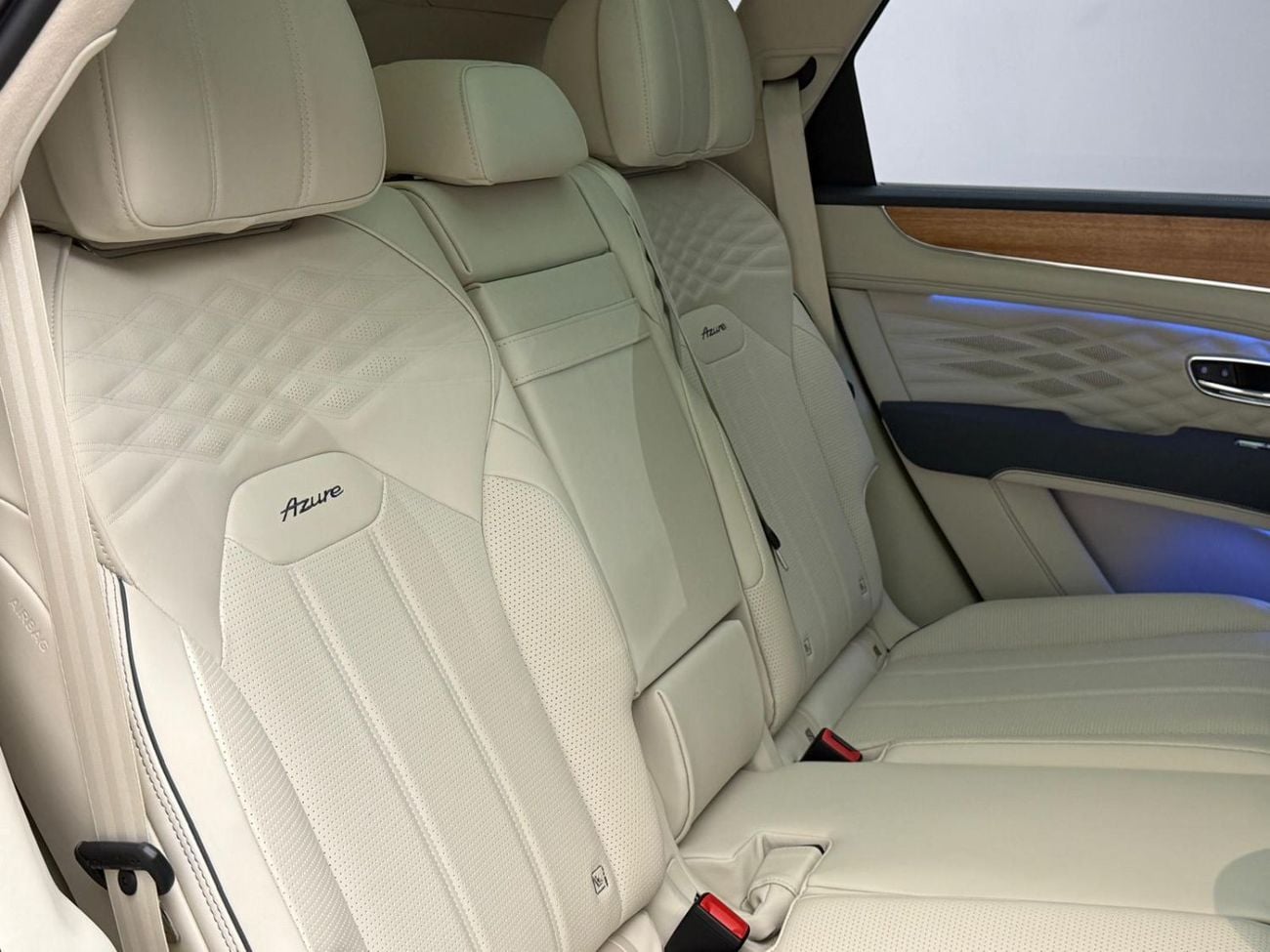 Bentley Bentayga AZURE
