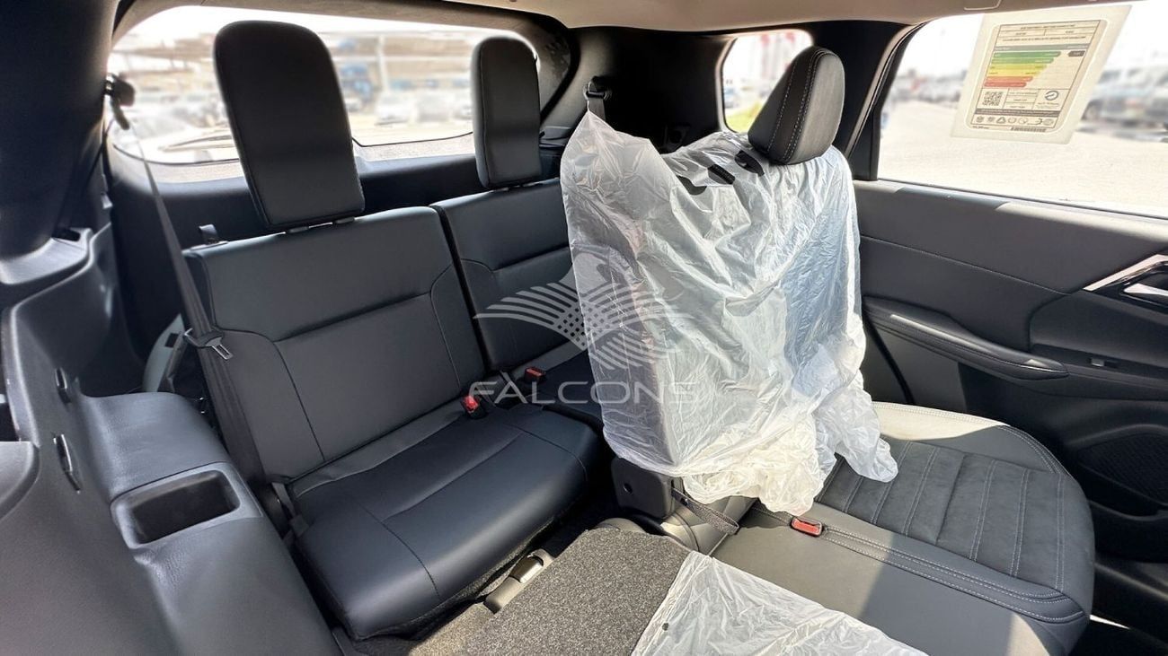 ميتسوبيشي آوتلاندر Mitsubishi/OUTLANDER/00F06 2.5L 4WD MID OPTION 7-SEATER AT