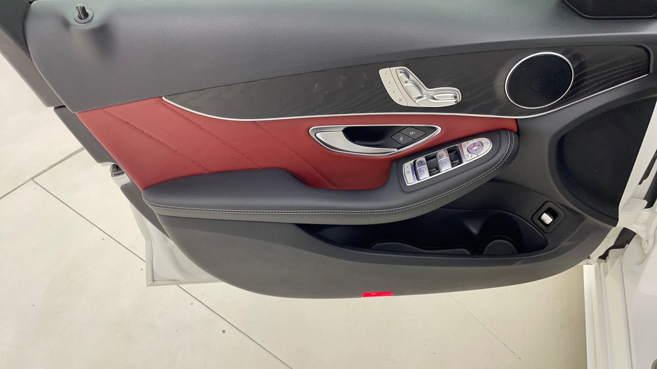 مرسيدس بنز C 200 AMG SPORT PACKAGE 2 | بدون دفعة مقدمة | اختبار القيادة في المنزل