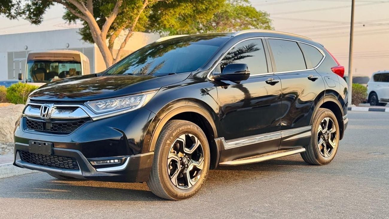 Honda CRV PREMIUM FEATURES CROSSOVER | PANORAMIC SUNROOF | AT | 1.5L PETROL ENGINE | AWD