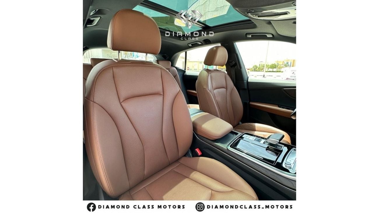Audi Q8 Audi Q8 S-Line 55 TFSI Quattro Top Option GCC Panoramic  Head-Up Display  360 Camera  202 Under Warr