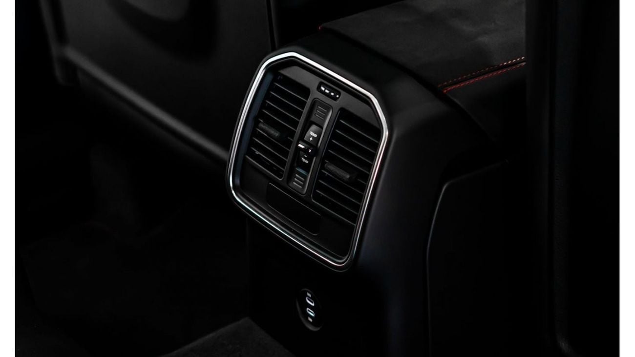 Porsche Macan 2024 Porsche Macan GTS, 2026 Porsche Warranty, Carbon Fibre Interior, Brand New, GCC