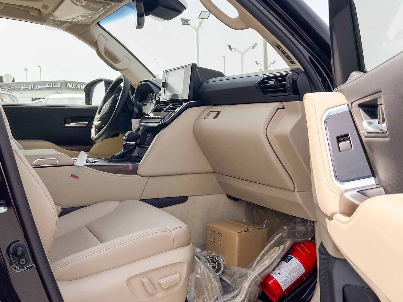 Toyota Land Cruiser EXPORT ONLY - 2026 LC300 GXR 4.0L (GCC Specification)