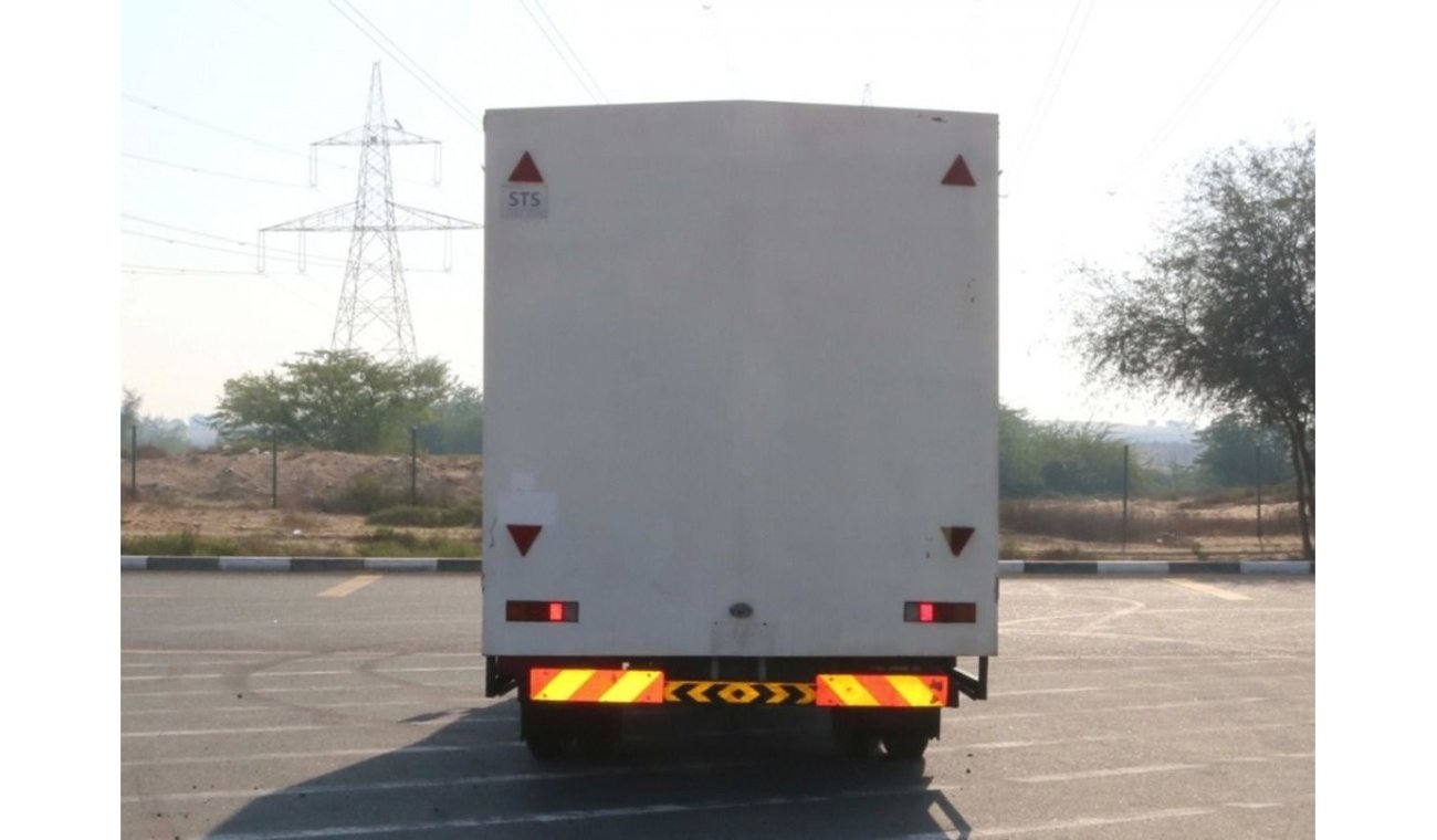 ميتسوبيشي كانتر 2017 | MITSUBISHI CANTER SHORT CHASSIS SHUTTER BOX - 3TON - WITH GCC SPECS AND EXCELLENT CONDITION