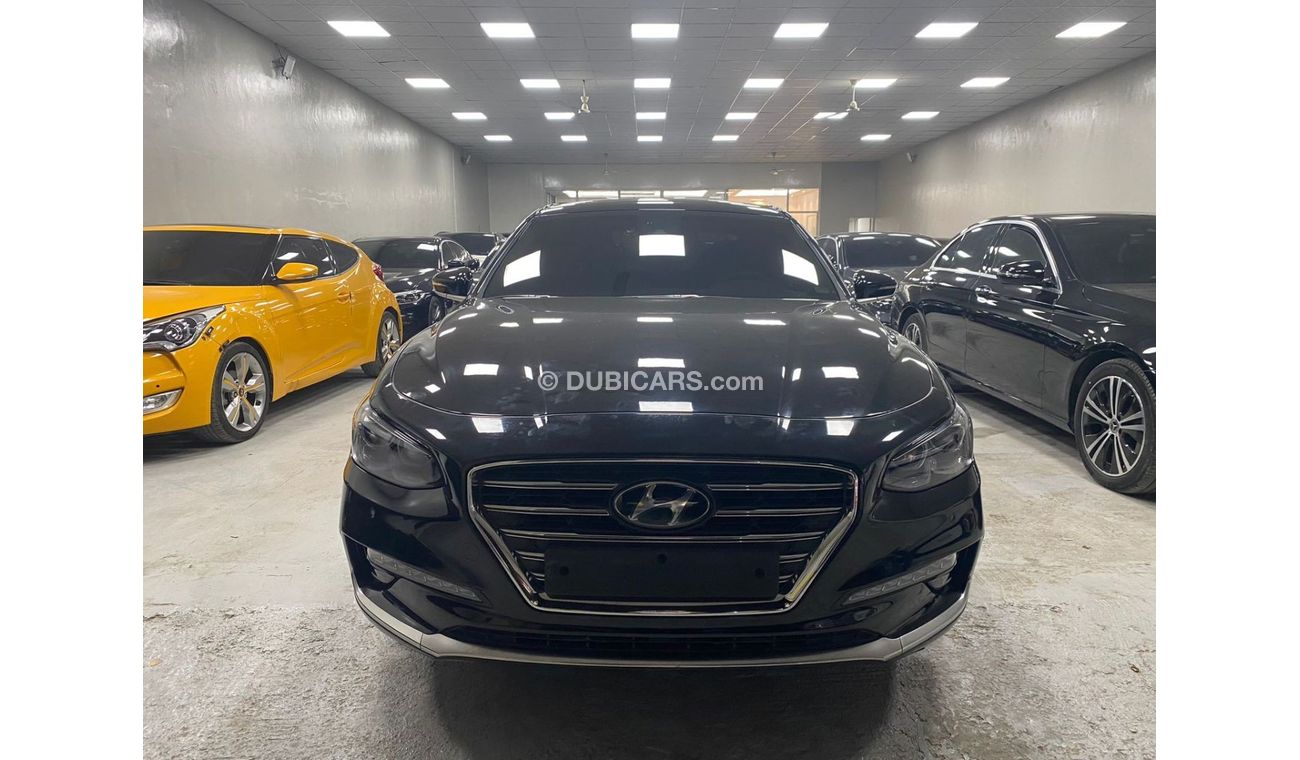 Hyundai Azera HYUNDAI AZERA