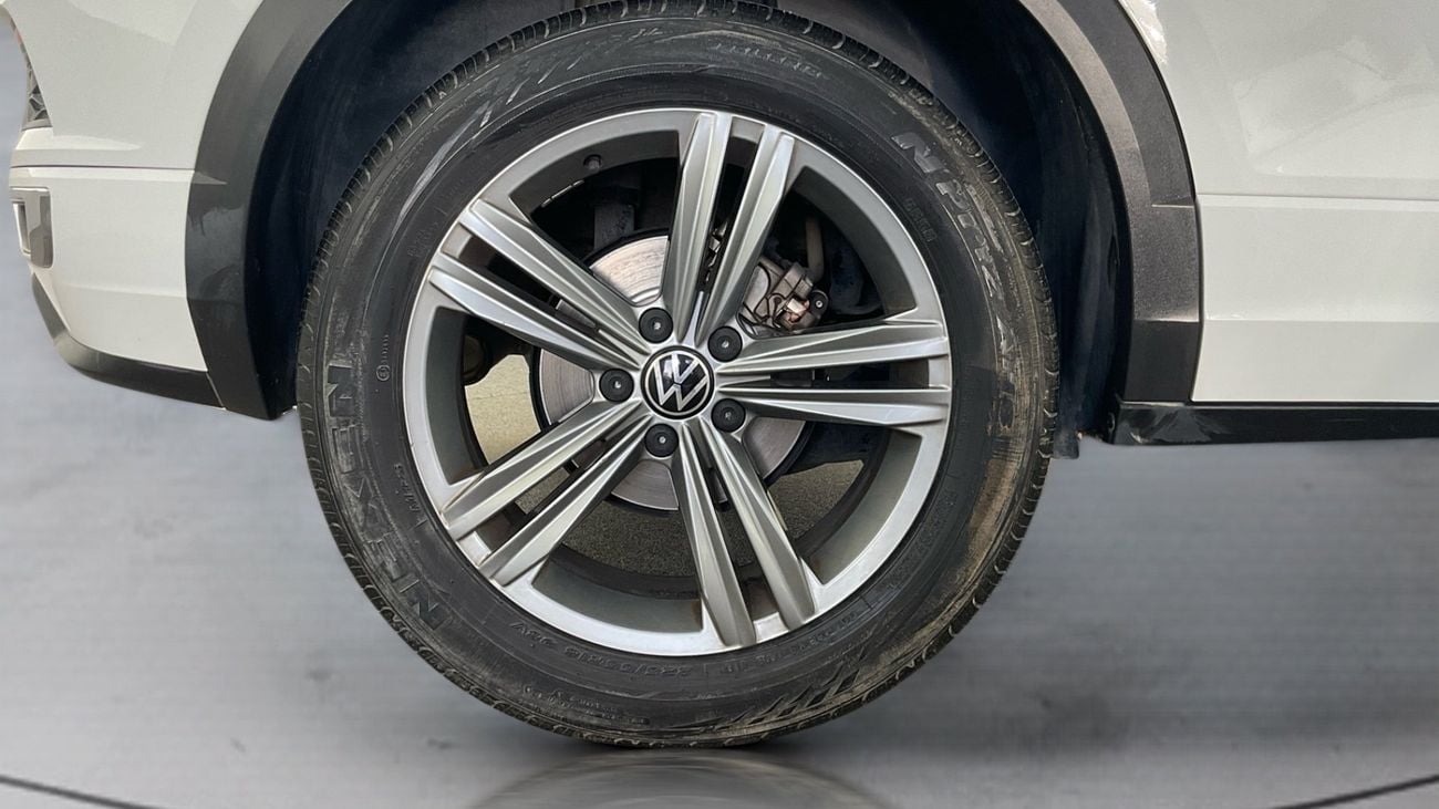 فولكس واجن T ROC R-Line | شامل الضمان | 0 ﺪﻔﻋﺓ ﺃﻮﻟﻯ