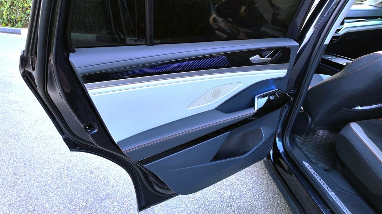 Volkswagen Id 6 Crozz PRO (NON GCC)