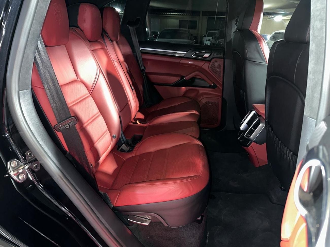 بورش كايان Turbo S 4.8L (550 HP)
