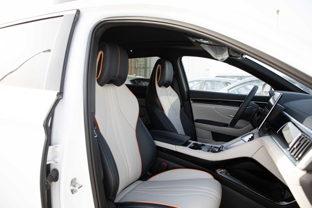 بي واي دي سونغ بلس 2024 BYD Song Plus Honor Flagship Plus - White Inside Blue | Export Only