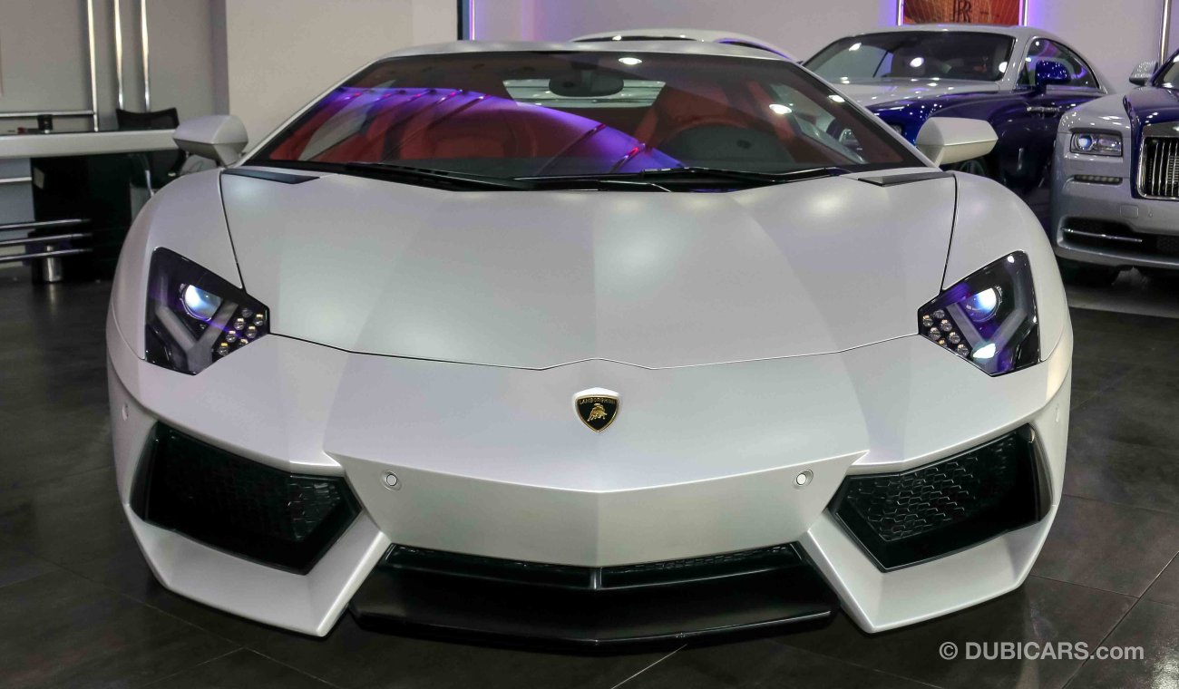 Lamborghini Aventador LP 700-4