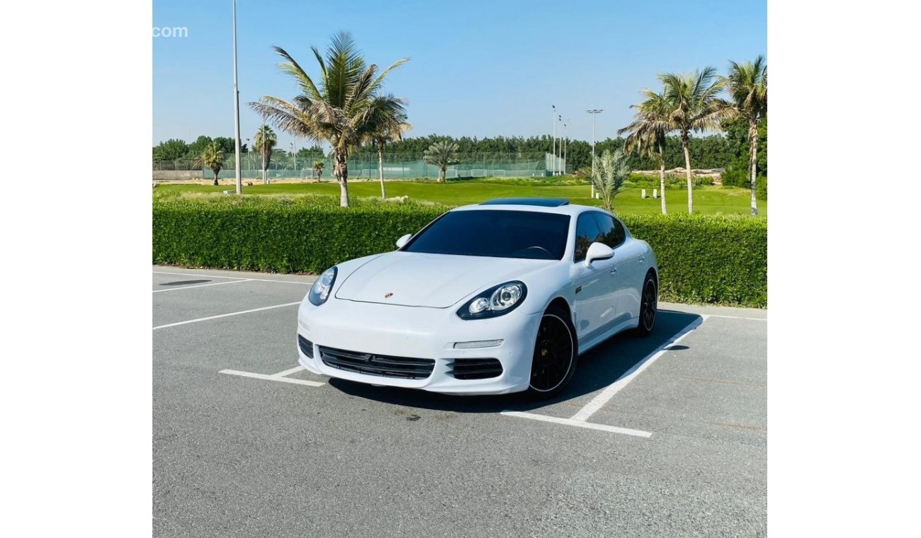 Porsche Panamera Std Good condition car GCC