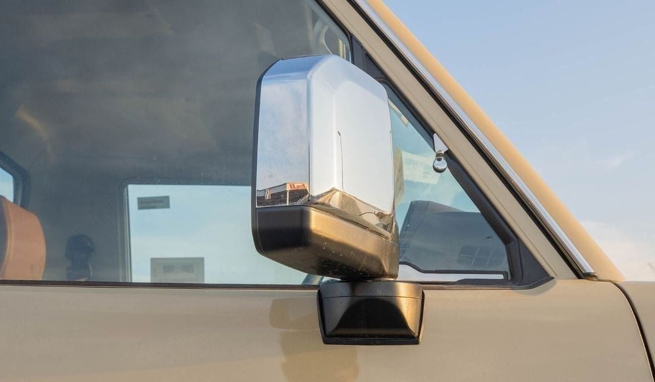 Toyota Land Cruiser Pick Up 2025 Toyota Land Cruiser LC79 4.0 SC AT Petrol Full Option (Beige)