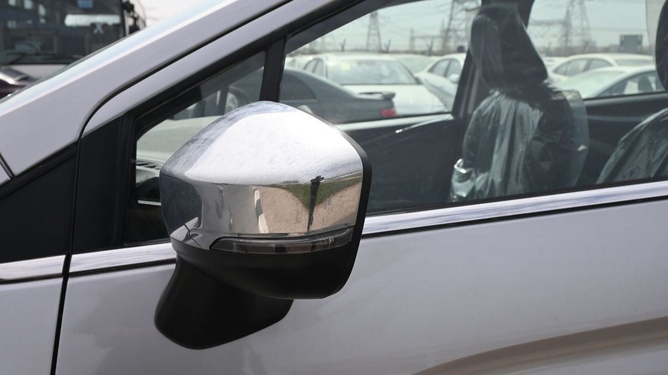 Mitsubishi Xpander MITSUBISHI XPANDER 1.5L PREMIUM A/T PETROL